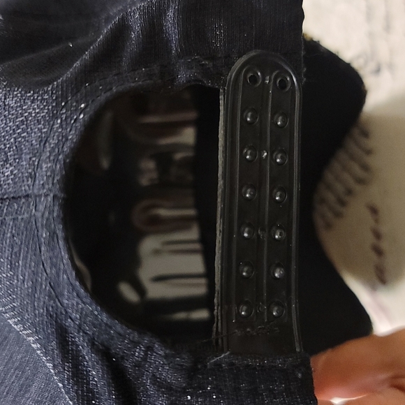 🐆 Leopard Sequined Baseball Cap - Picture 5 of 6